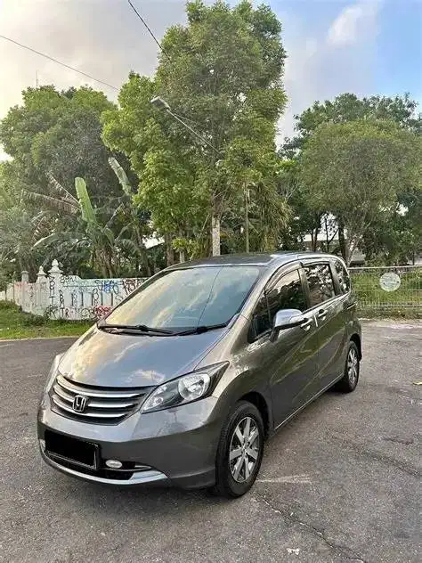 Honda Freed PSD Tahun 2012