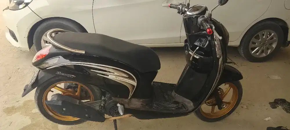 Motor Scoopy 2016