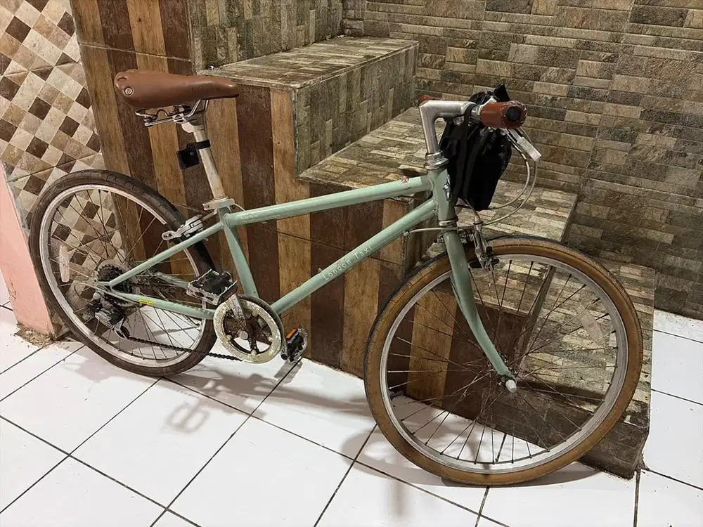 Dijual sepeda london taxi warna sage