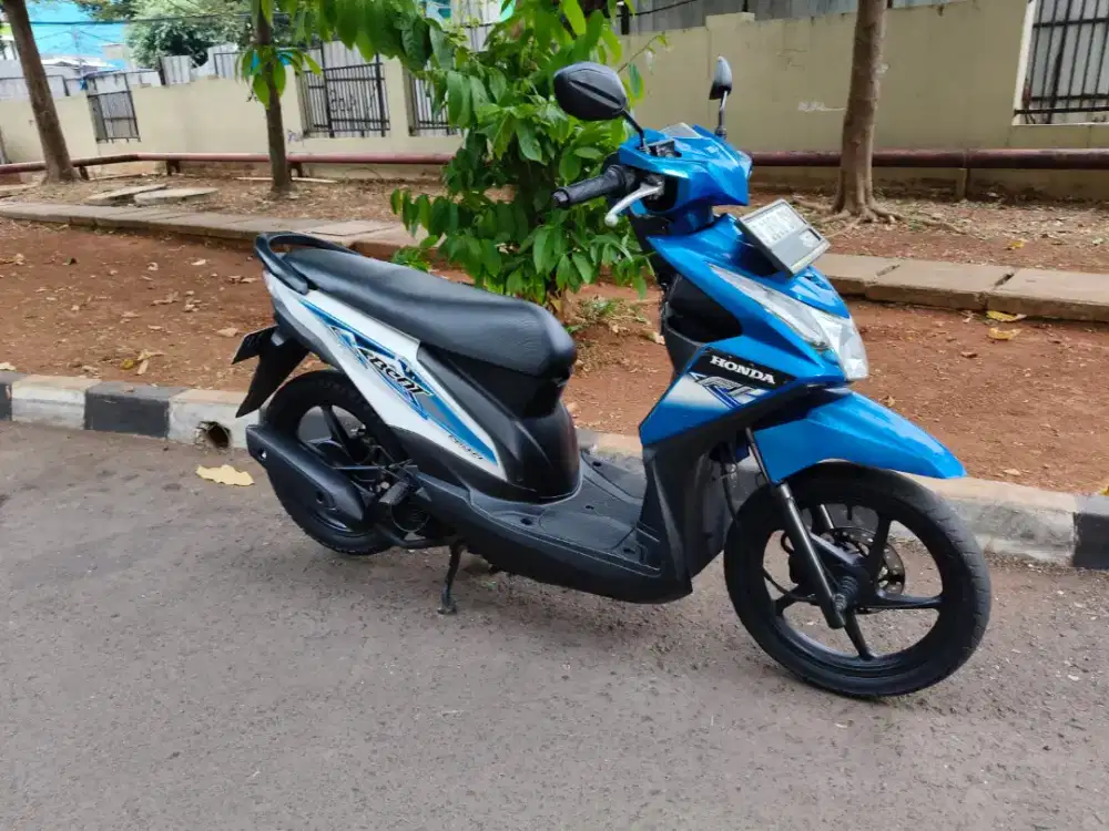 Honda Beat 110cc PGM-FI Tahun 2012
