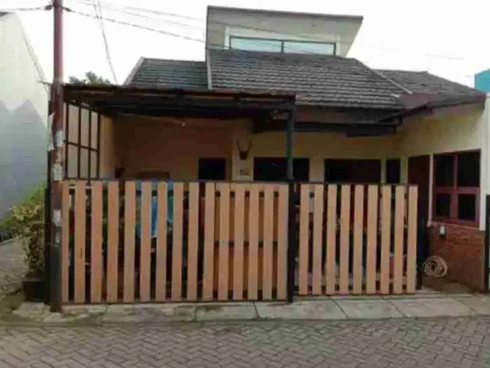 Di jual cepat rmh bambu apus,Pamulang Tangerang selatan.