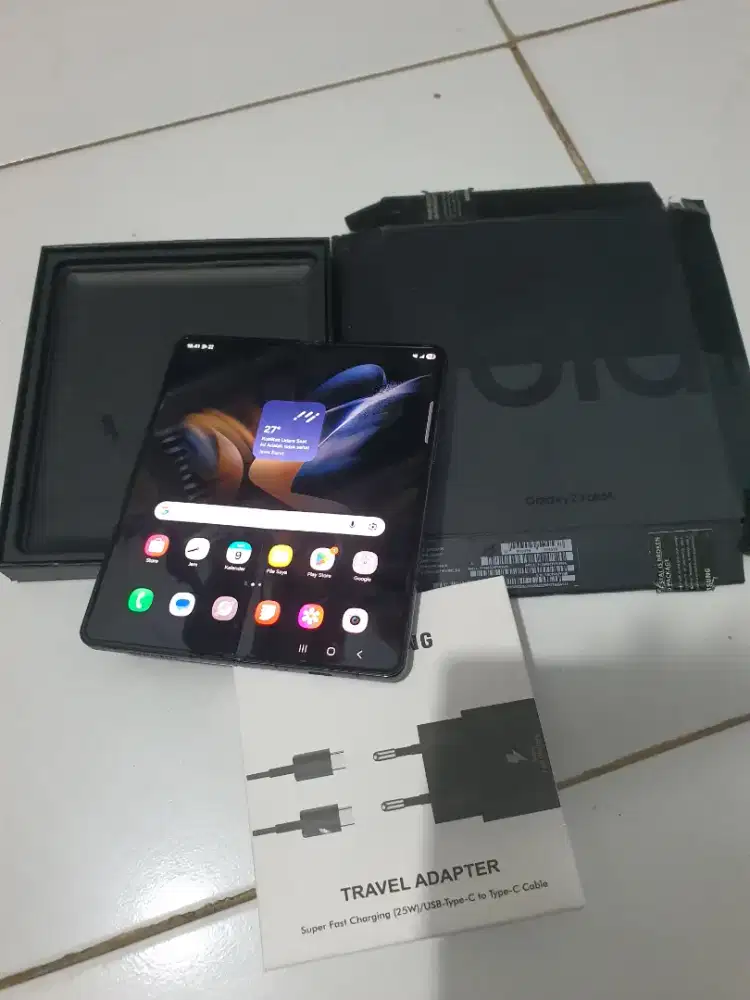 Samsung Z Fold 4 Sein