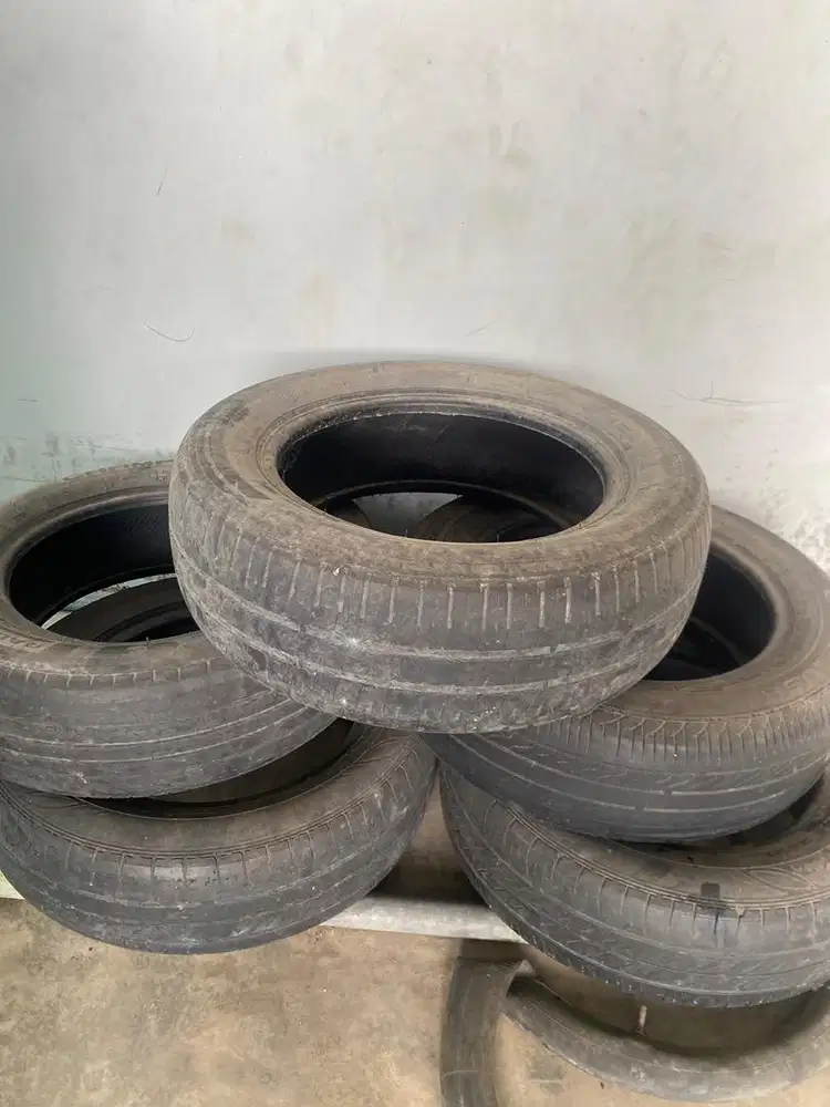 Di jual Ban Bekas Ring 14