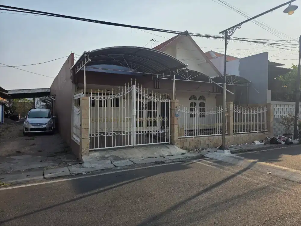 Disewakan / dikontrakkan rumah di Petemon