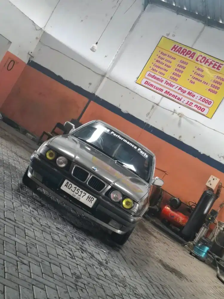 BMW E34 520i  Mobil koleksi