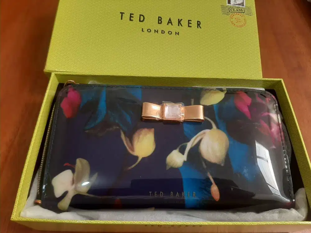 Dompet Ted Baker