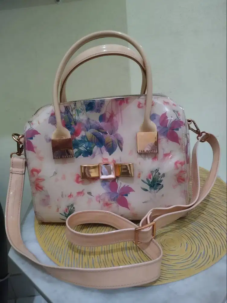 Tas Wanita Ted Baker