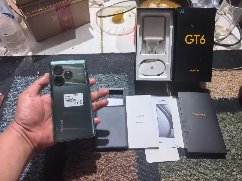 Realme GT 6 5G 12/256Gb Mulus Normal Bisa Tuker Tambah