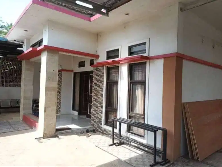 Dijual Rumah dekat ke Alun Alun Tanjungsari Sumedang.