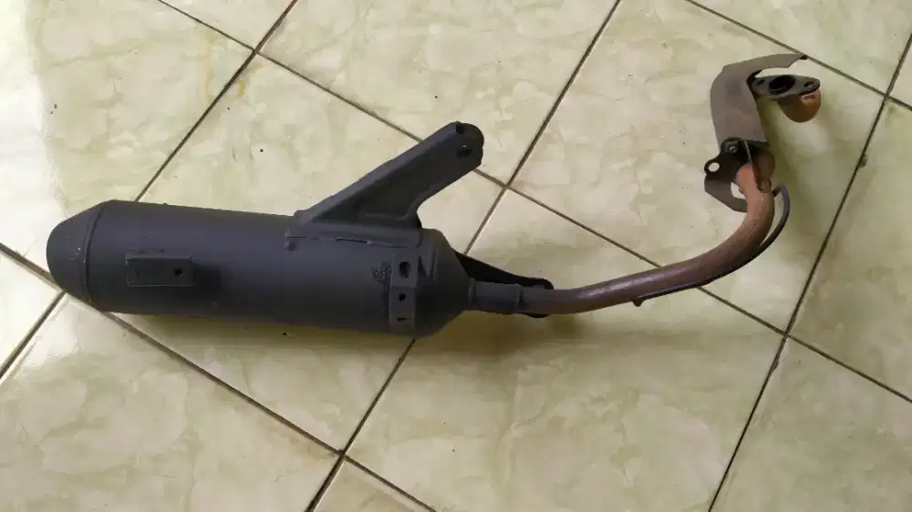 Knalpot beat deluxe ori plus shock breaker