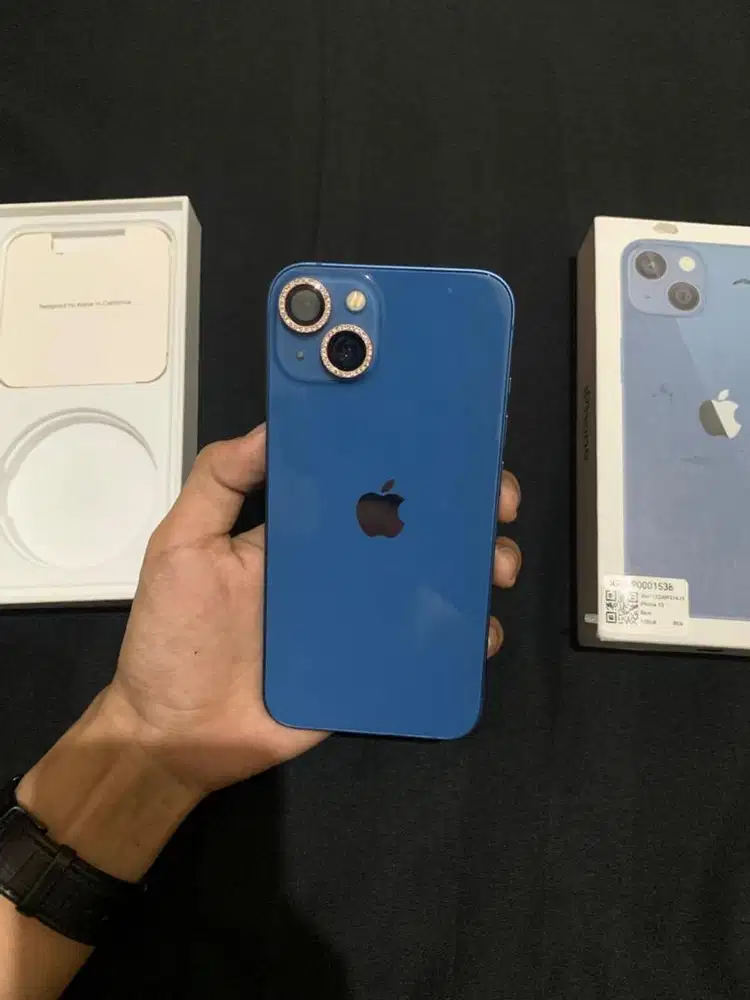 IPHONE 13 128GB RESMI IBOX FULLSET SIAP PAKAI