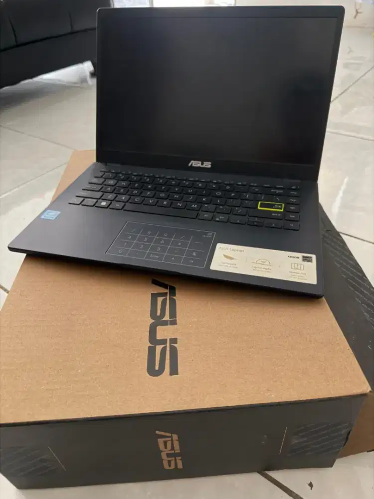 Dijual ASUS E410MA Intel N4020 RAM 4GB SSD 512GB – Harga Nego
