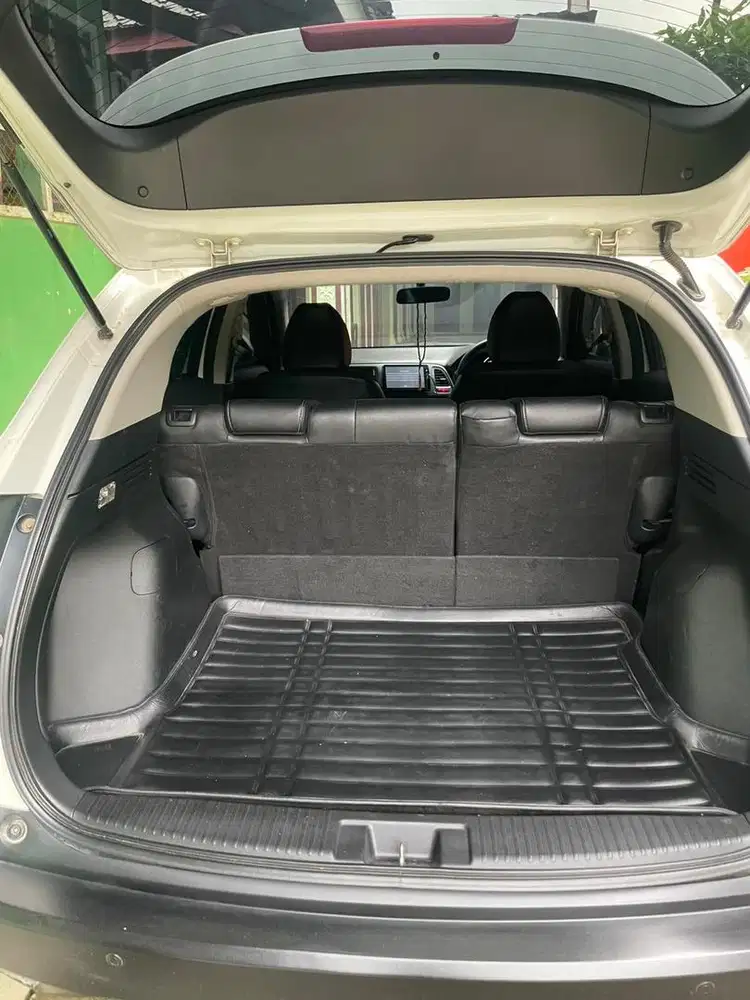 DI JUAL HRV 1,5 E CVT 2018