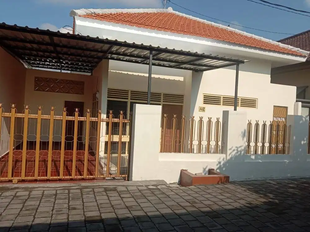 Rumah disewakan, pembawa hoki, lokasi strategis