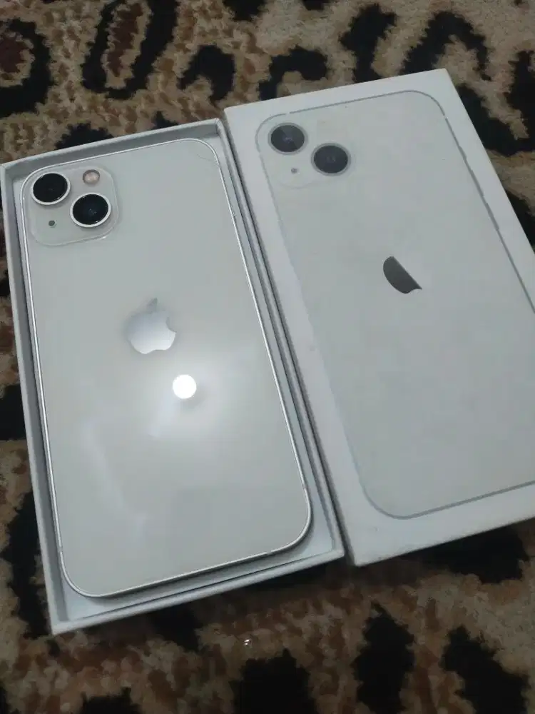 iphone 13 inter 128 GB All oprator Fullset minus tutup belakang sedikt