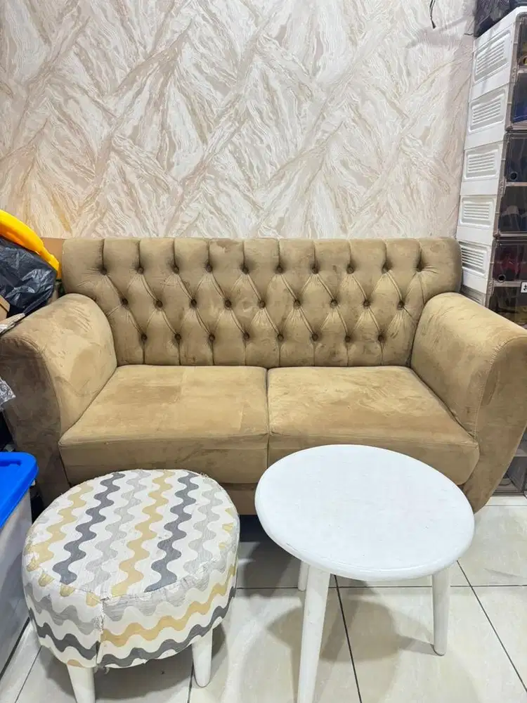 1 set sofa ruang tamu