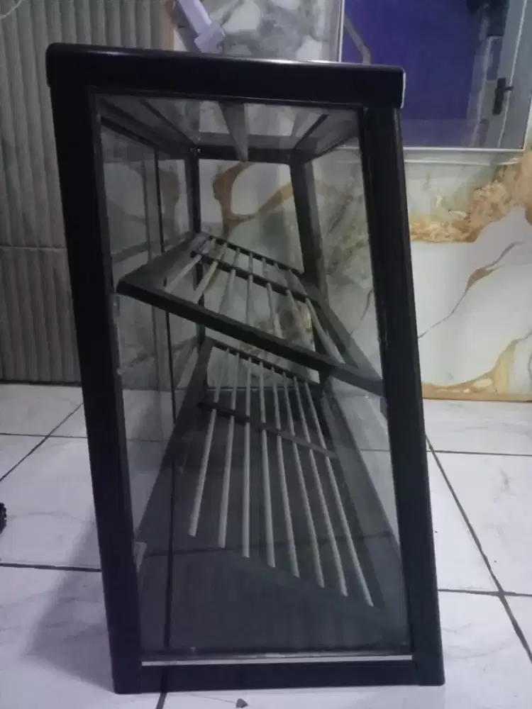 ETALASE CHIKEN  coklat