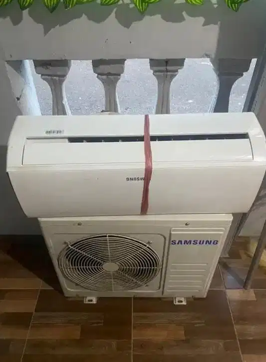 AC Samsung 1/2 PK (Unit Only) Kondisi Bagus