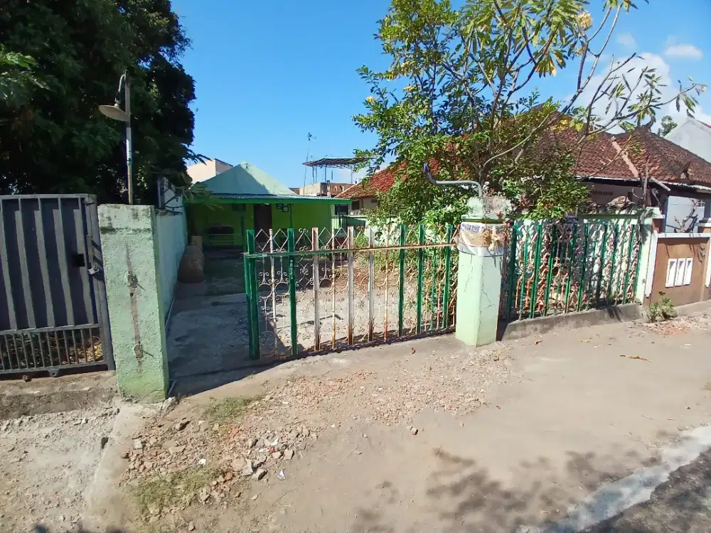 Tanah dekat kampus ada kos sederhana di kota singaraja
