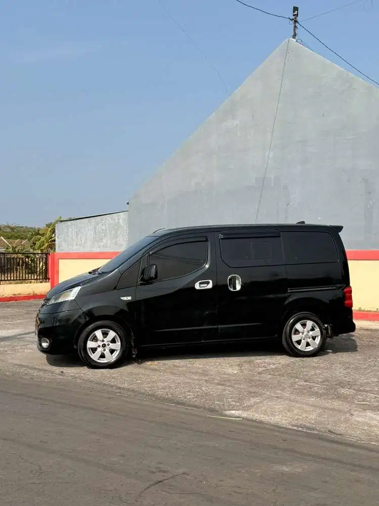 Nissan Evalia 2012 Bensin