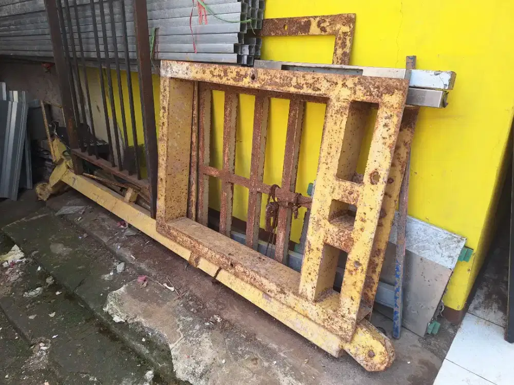 Rangka mini crane