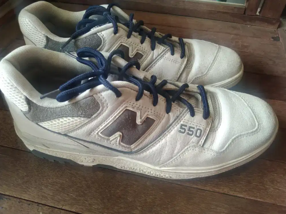 New Balance 550