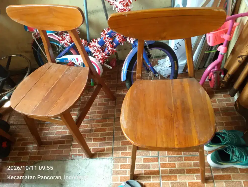 Dijual kursi rotan dan kayu
