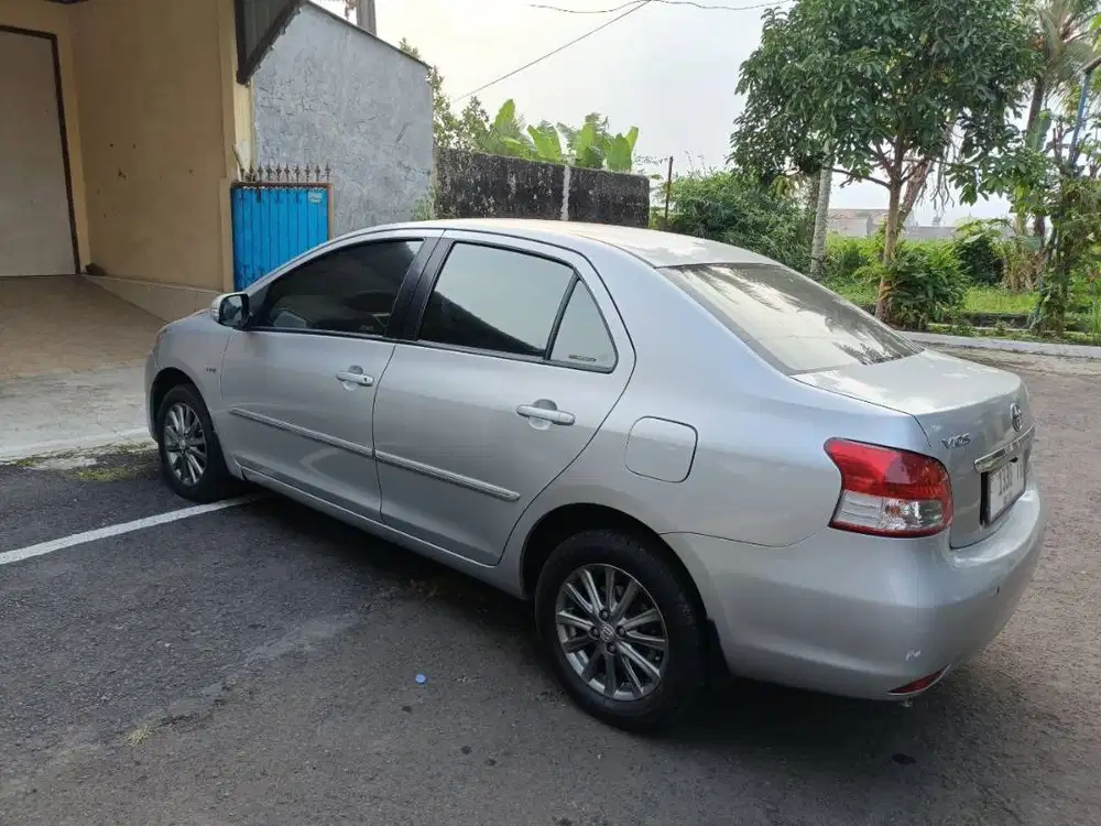 Dijual Toyota VIOS Gen 2 Tahun 2008 Silver Manual Plat F Kota Sukabumi