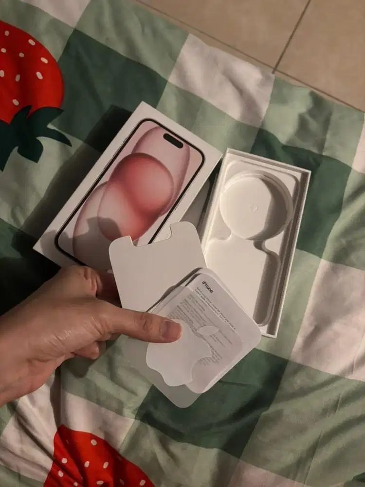 JUAL IPHONE 15 PINK 128GB IBOX