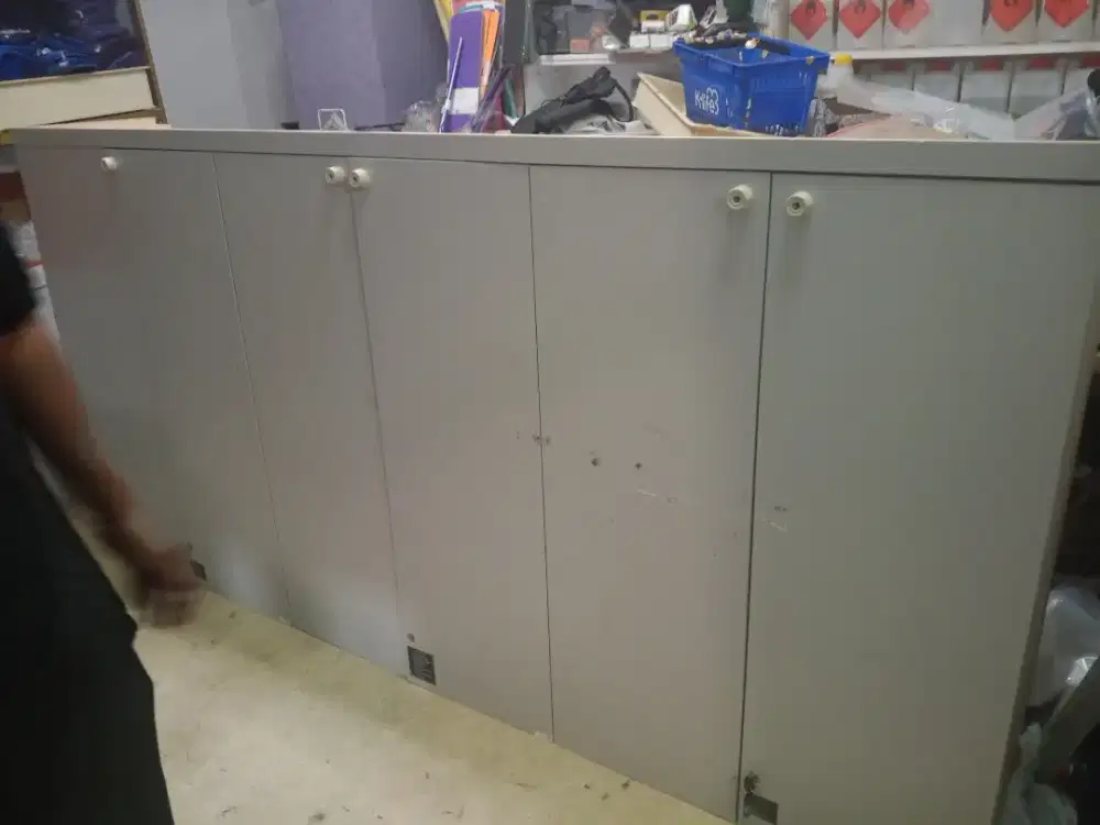 Borongan kitchen set atas , ada 2 unit
