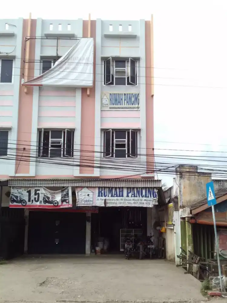 Disewakan ruko 3 lantai penuh untuk usaha dagang