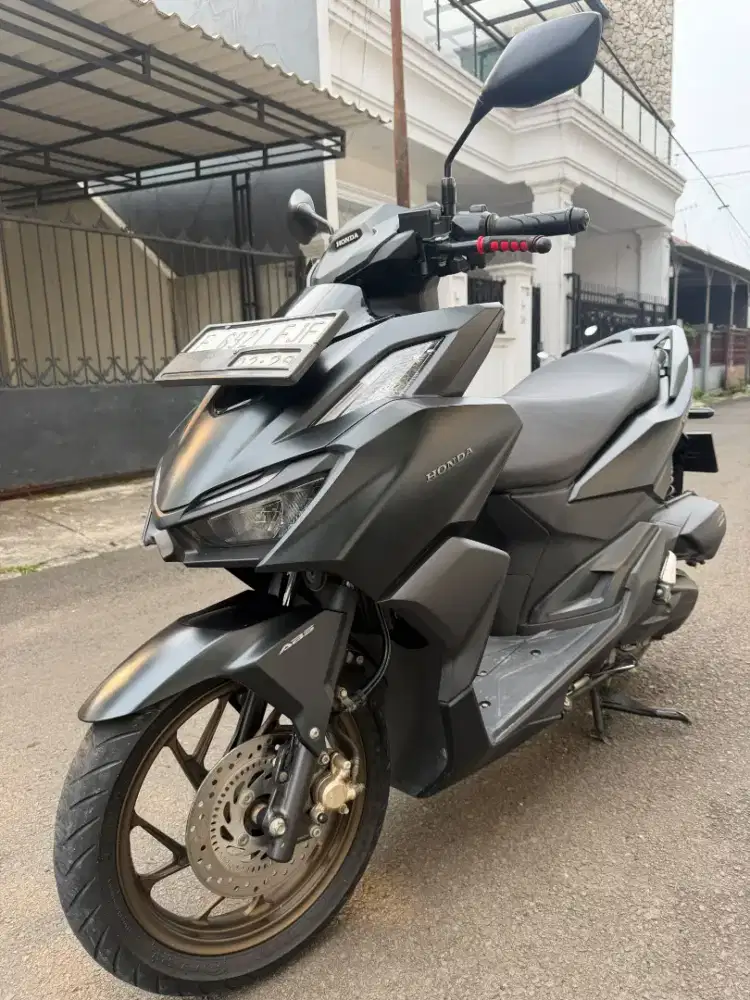 Vario 160 abs 2024 hitam