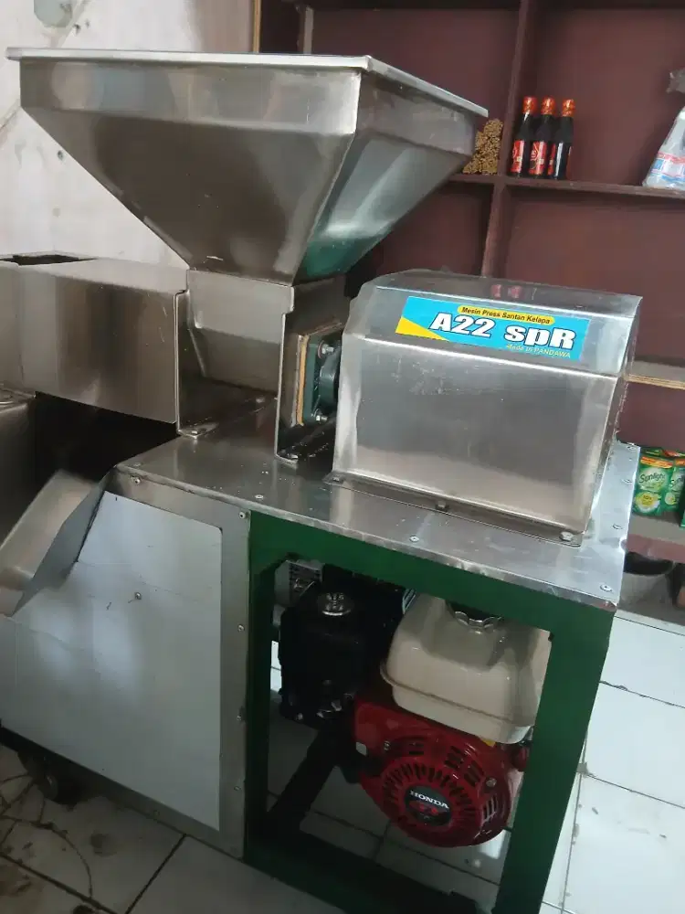 Mesin santan kelapa