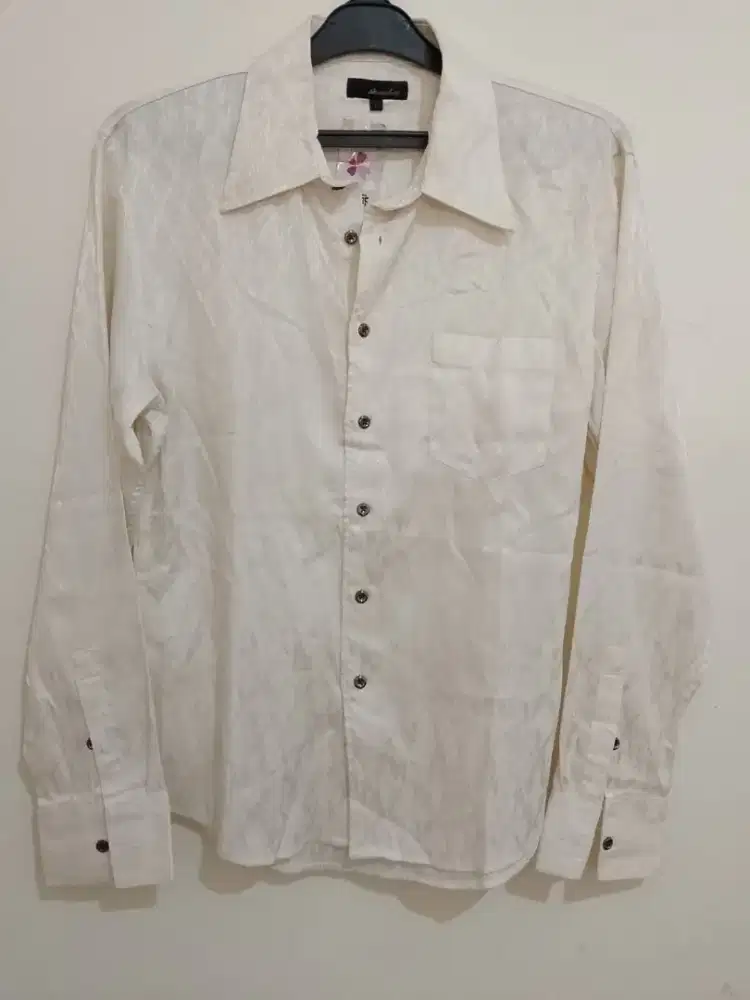 Baju atasan  wanita