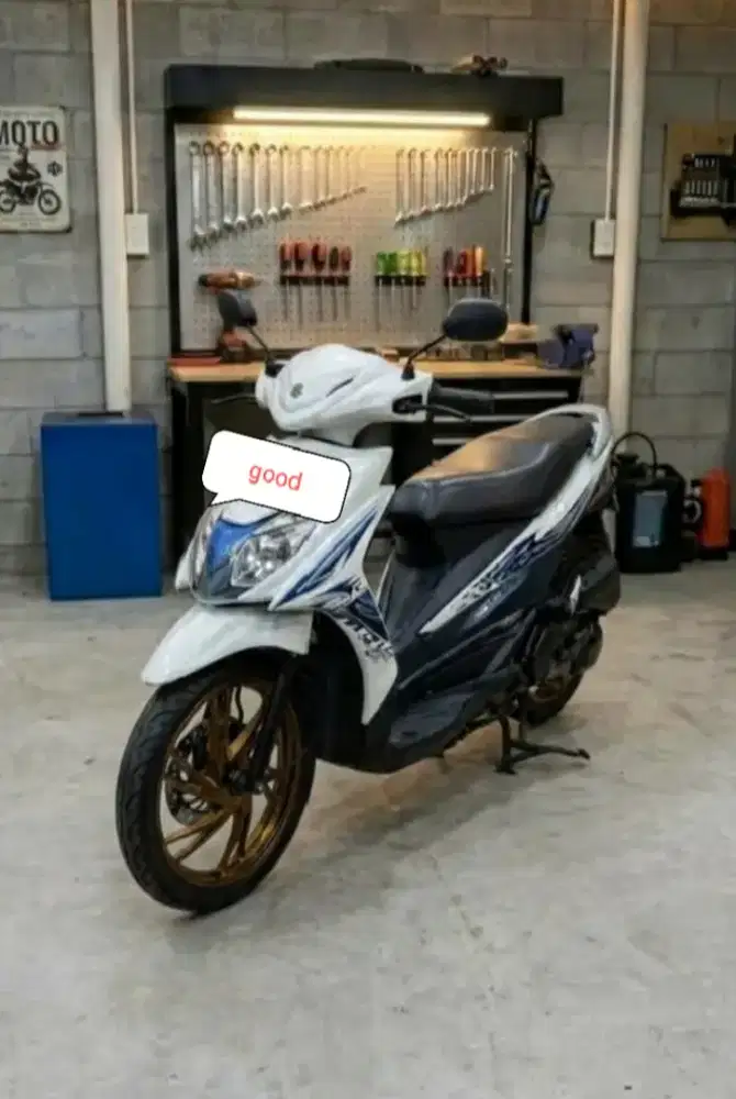Suzuki Hayate 2011