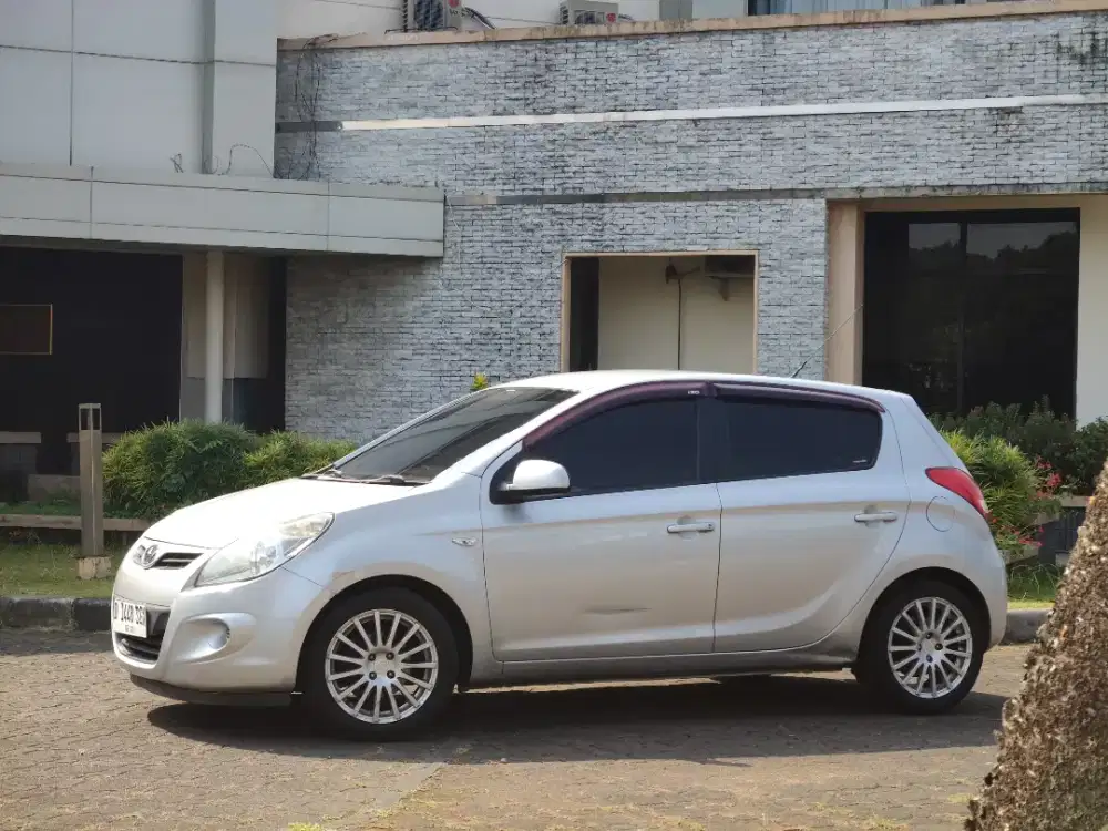 Hyundai i20 GL 2009 Manual km71rb Antik Original