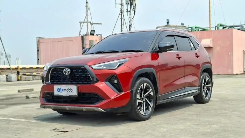 KM Rendah - Toyota Yaris Cross 1.5 S GR TSS Bensin-AT 2023