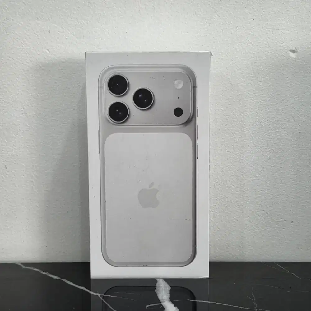Iphone 17 pro max silver stok ready bisa COD