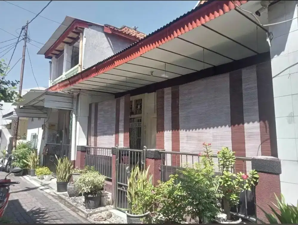 Rumah Vintage Kawasan Sunan Ampel
