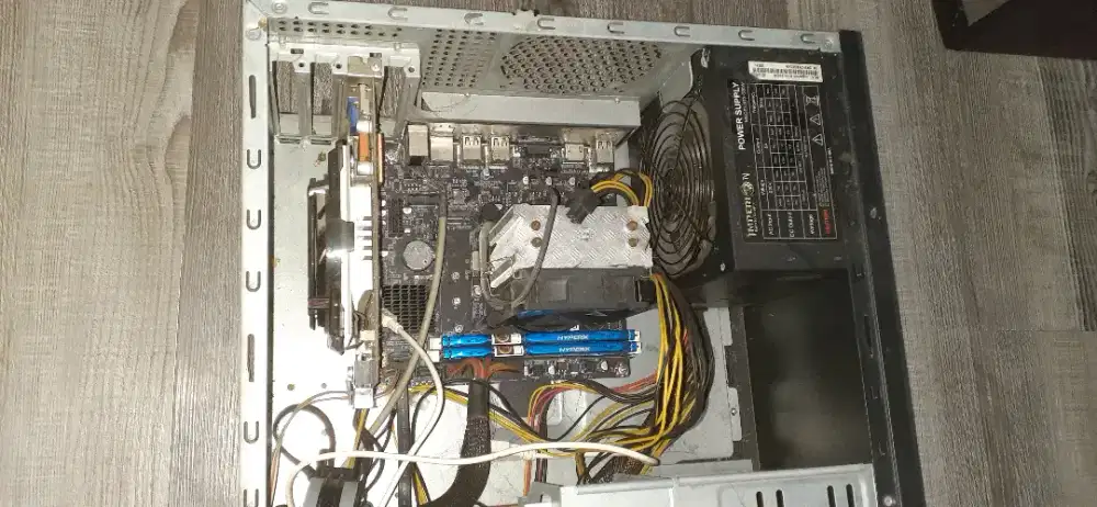 PC Komputer Game Editing Ringan Tanpa Monitor i5