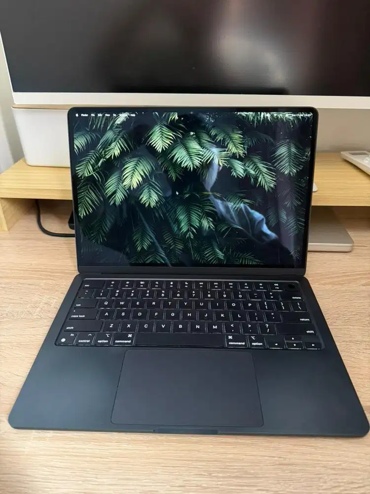 Apple - Macbook Air M3 8/256