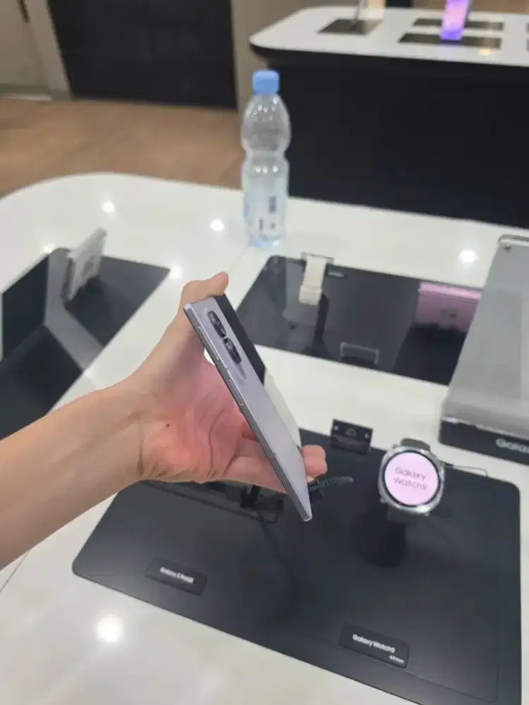 SAMSUNG GALAXY Z FOLD 8