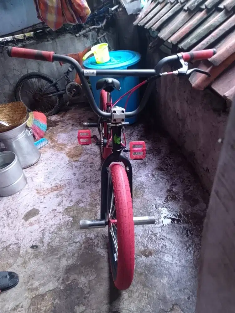 Sepeda BMX Custom