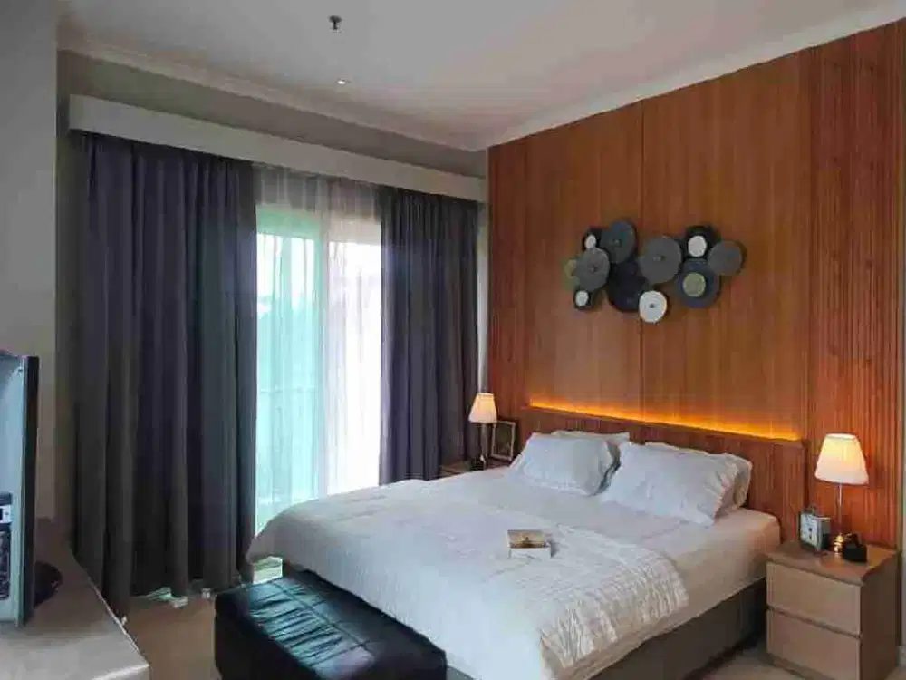 Disewakan Apartemen Senayan Residence 3 Bedroom Furnished view Lapangan Golf