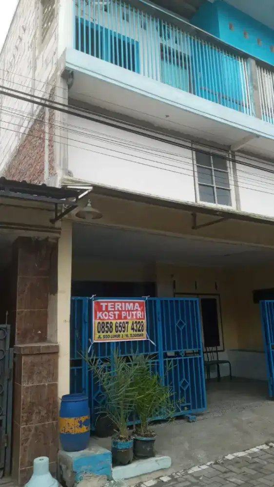 DIJUAL RUMAH KOST 3 LANTAI FULL FURNITURE