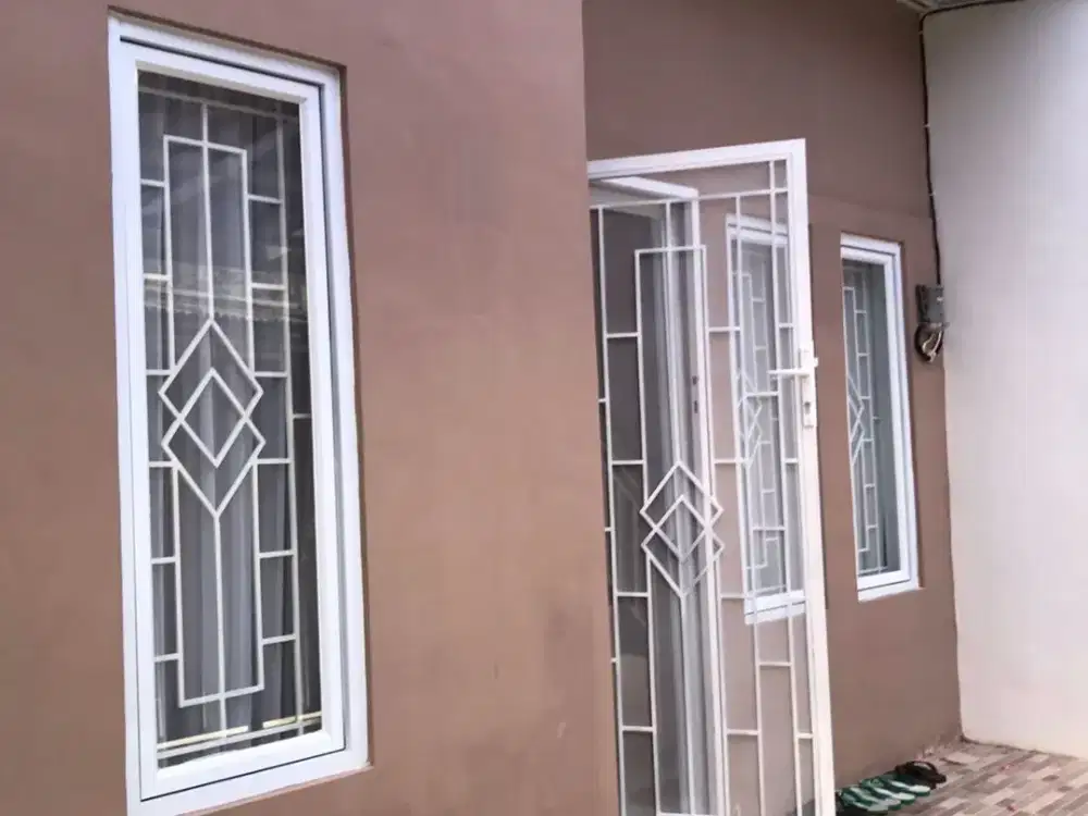 Disewakan rumah bagus, siap huni, semifurnish, strategis @Kayu Putih, Pulo Gadung Jakarta Timur
