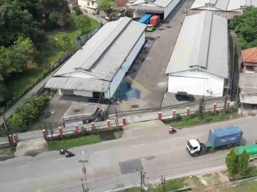 Di Sewakan Pabrik di Jalan Raya Serang Jakarta Gembong Balaraja Tangerang Banten