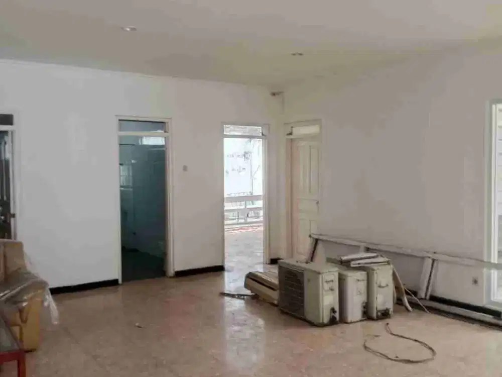 Di Sewakan Rumah un Furnished  cocok untuk Online Shop / Silence Office