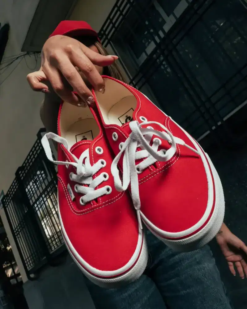 Vans Authentic Red