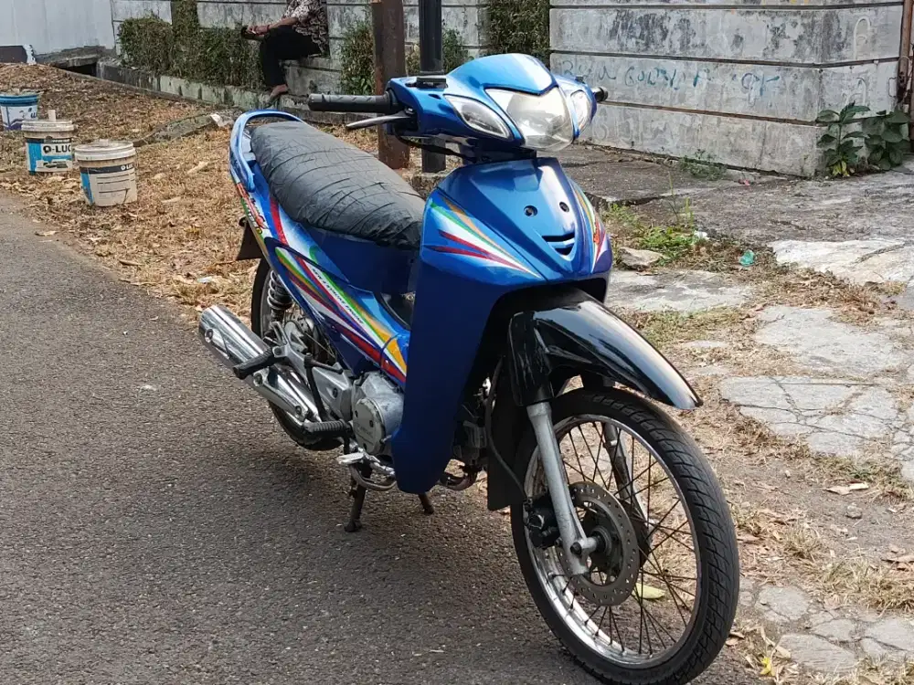 Honda Karisma 125D Tahun 2004